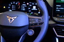 CUPRA Leon 1.5 eTSI DSG in Nevada-Weiß Metallic