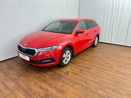 Škoda OCTAVIA Combi Ambition TSI e-TEC DSG