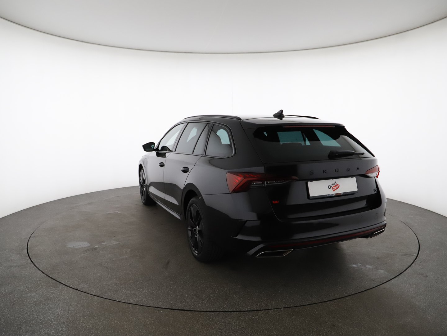 Škoda OCTAVIA Combi RS iV 245 DSG | Bild 2 von 14