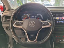 VW T-Cross Life TSI in Deep Black Perlef.
