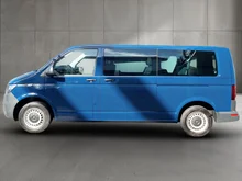 VW Transporter Kombi LR TDI 4MOTION in Deepocean