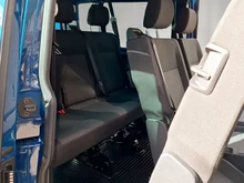 VW Transporter Kombi LR TDI 4MOTION in Deepocean