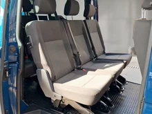 VW Transporter Kombi LR TDI 4MOTION in Deepocean