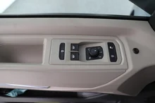 VW Multivan Business eHybrid 180 kW 4MOTION in Monosilber Metallic
