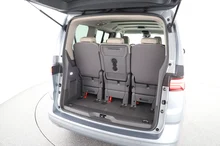 VW Multivan Business eHybrid 180 kW 4MOTION in Monosilber Metallic