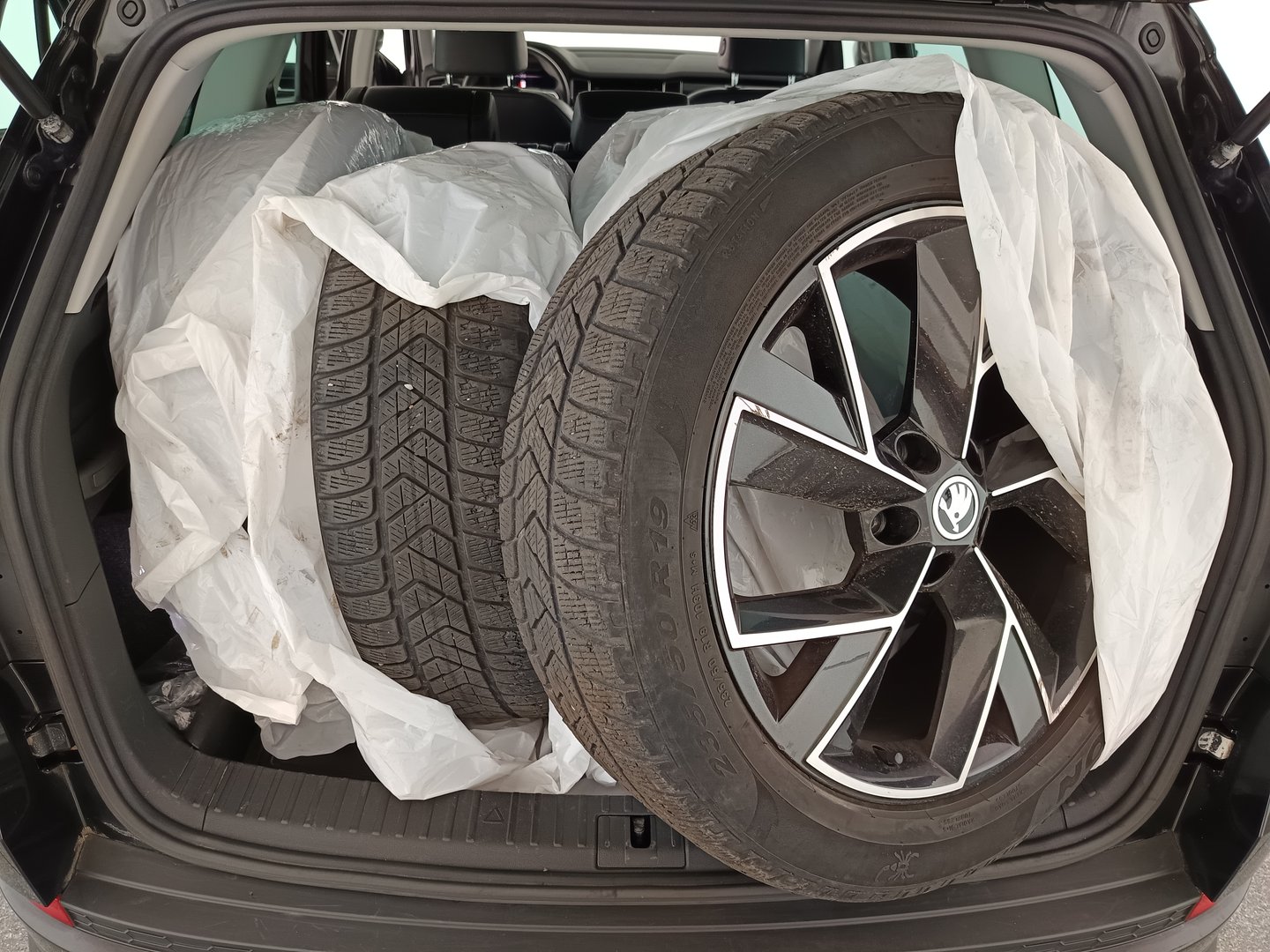 Škoda KODIAQ 4x4 Style Limited TDI DSG | Bild 34 von 39