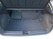 SEAT Ibiza Reference Edition 1.0 80PS in B4 Candy-Weiß