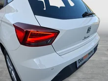 SEAT Ibiza Reference Edition 1.0 80PS in B4 Candy-Weiß