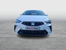 SEAT Ibiza Reference Edition 1.0 80PS in B4 Candy-Weiß