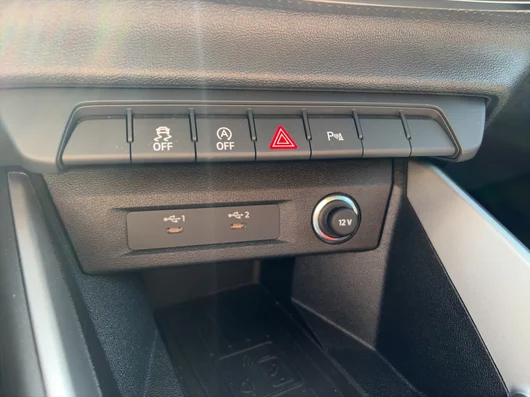 Bild eines Audi A1 allstreet 30 TFSI
