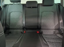 VW Passat Variant Business in silber - metallic