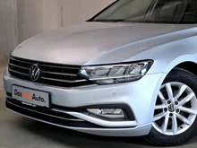 VW Passat Variant Business in silber - metallic