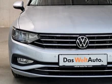VW Passat Variant Business in silber - metallic
