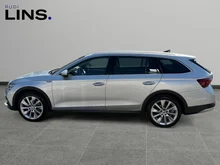 Škoda Octavia Combi 4x4 SCOUT TDI DSG in silber - metallic