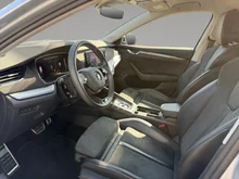 Škoda Octavia Combi 4x4 SCOUT TDI DSG in silber - metallic