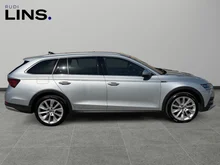 Škoda Octavia Combi 4x4 SCOUT TDI DSG in silber - metallic