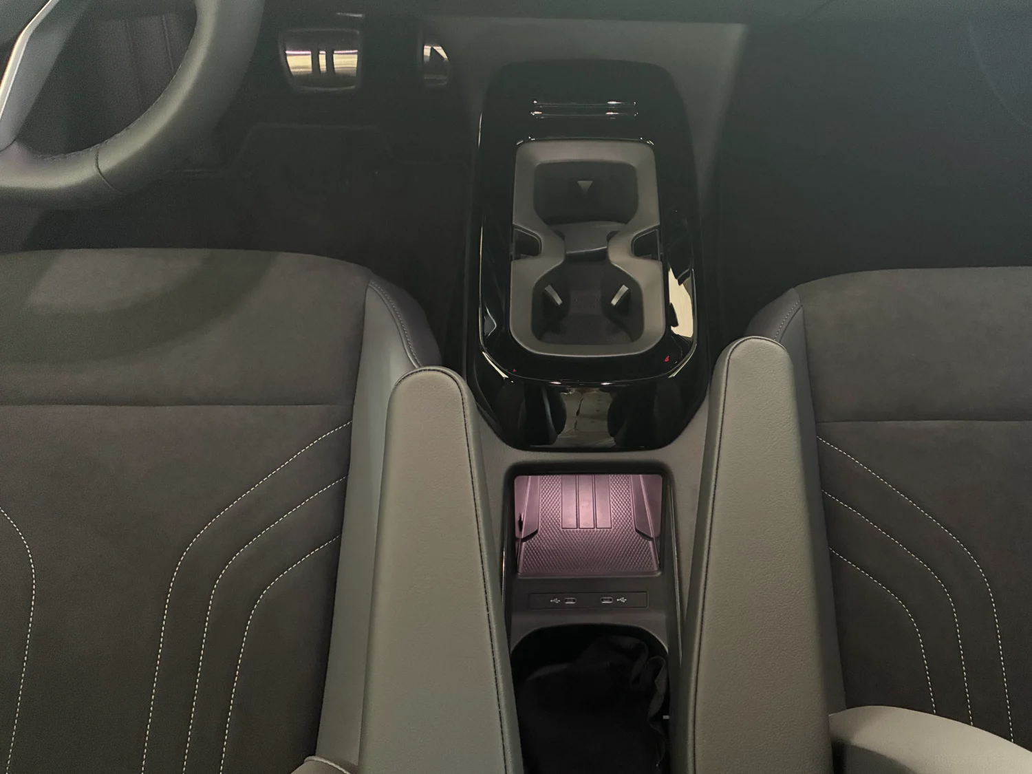 Bild eines ID.4 Pro 4MOTION 220 kW Business -77 kWh