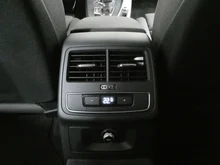 Audi A4 Avant 40 TDI Sport in Y1 Tangorot Metallic