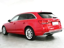 Audi A4 Avant 40 TDI Sport in Y1 Tangorot Metallic