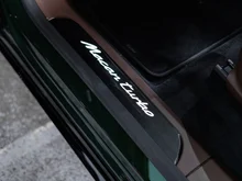 Porsche Macan Turbo in oakgrünmetallic neo