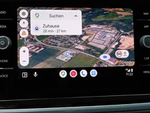 VW Touran Comfortline TDI SCR DSG 7-Sitzer in 0R Oryxweiß Perlmutteffekt
