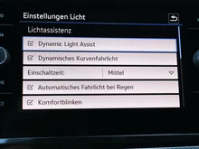 VW Touran Comfortline TDI SCR DSG 7-Sitzer in 0R Oryxweiß Perlmutteffekt