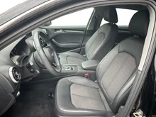 Audi A3 Sportback SB 1.0 TFSI intense in brillantschwarz Klar