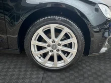 Audi A3 Sportback SB 1.0 TFSI intense in brillantschwarz Klar