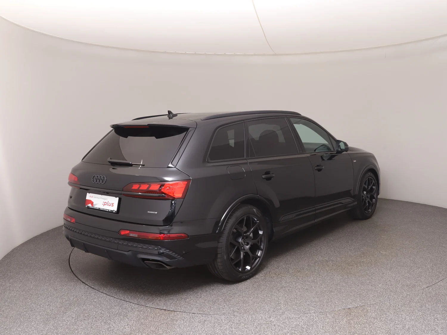 Bild eines Audi Q7 55 TFSI e quattro S line 290 kW