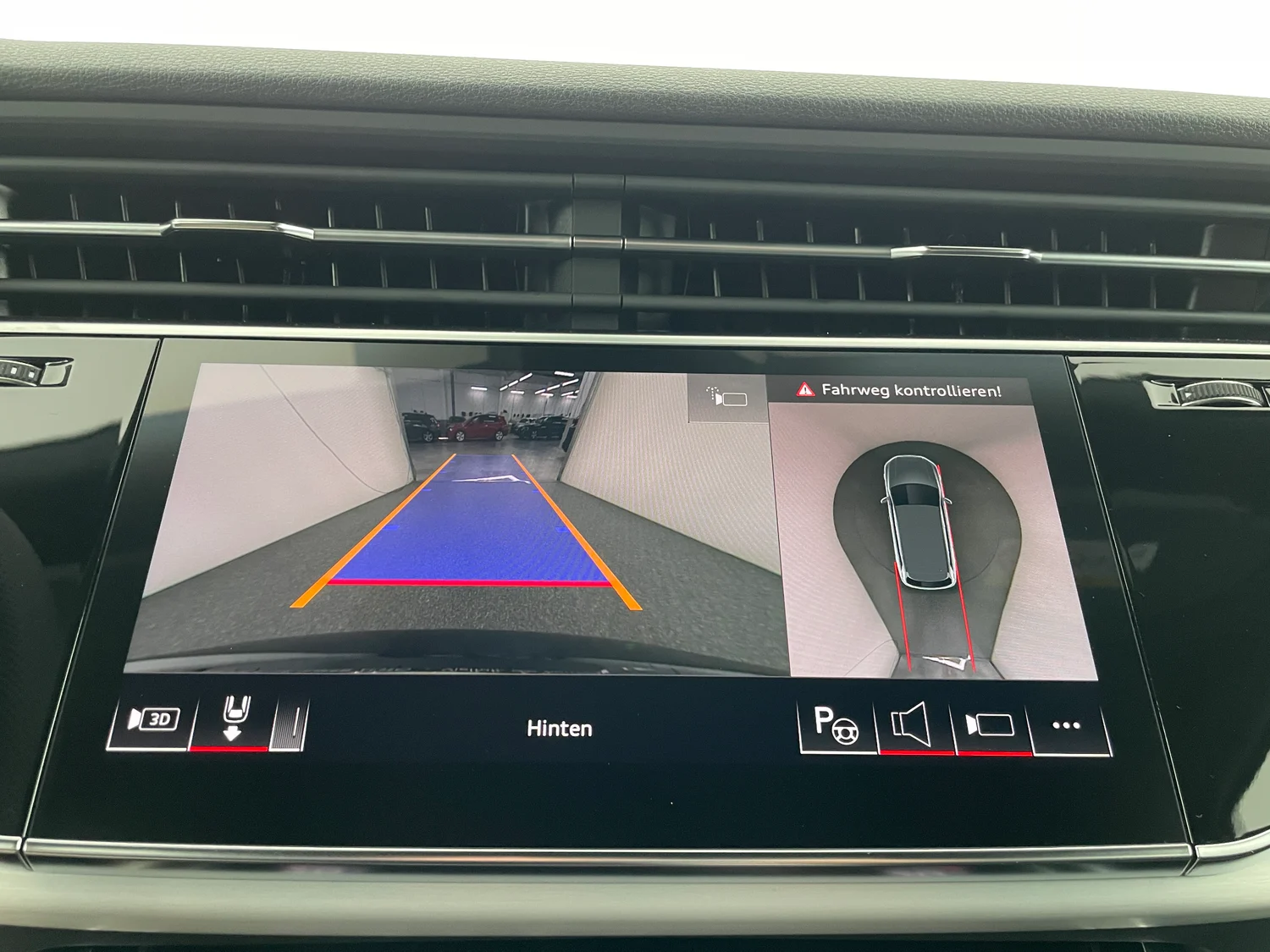 Bild eines Audi Q7 55 TFSI e quattro S line 290 kW