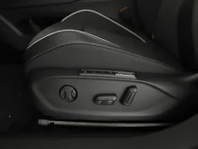 VW ID.7 Tourer Pro S 210 kW Business-86 kWh in Mondsteingrau Dach Schwarz