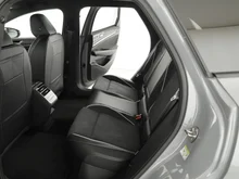 VW ID.7 Tourer Pro S 210 kW Business-86 kWh in Mondsteingrau Dach Schwarz