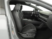 VW ID.7 Tourer Pro S 210 kW Business-86 kWh in Mondsteingrau Dach Schwarz