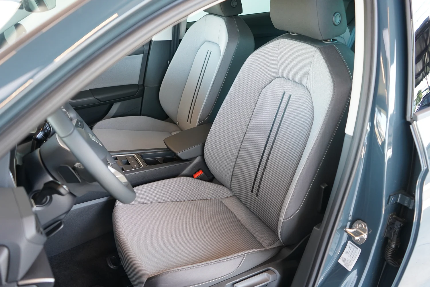 Bild eines SEAT Leon SP Kombi Style 1.5 eTSI DSG 115 PS