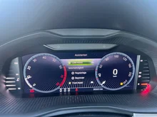 Škoda Kamiq Ambition TSI in Moon-Weiss Metallic