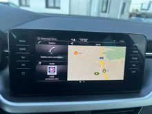 Škoda Kamiq Ambition TSI in Moon-Weiss Metallic