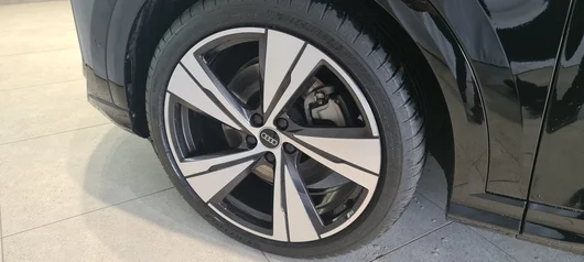 Bild eines Audi Q5 SUV TDI quattro 150 kW
