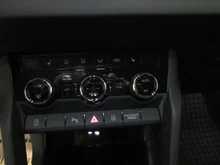 Škoda Karoq 4x4 Ambition SC TDI DSG in Black-Magic Perleffekt