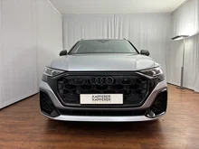 Audi Q8 e-hybrid quattro 360 kW in Satellitsilber Metallic