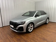 Audi Q8 e-hybrid quattro 360 kW in Satellitsilber Metallic
