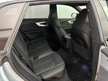 Audi Q8 e-hybrid quattro 360 kW in Satellitsilber Metallic