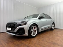 Audi Q8 e-hybrid quattro 360 kW in Satellitsilber Metallic