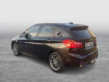 BMW 2xx 218d Active Tourer Sport Line in schwarz - metallic