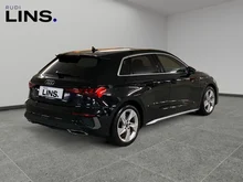 Audi A3 Sportback 30 TFSI S line exterieur in mythosschwarz metallic