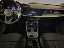 Audi A3 Sportback 30 TFSI S line exterieur in mythosschwarz metallic