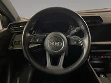 Audi A3 Sportback 30 TFSI S line exterieur in mythosschwarz metallic