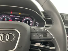 Audi Q3 35 TFSI intense in Arkonaweiss
