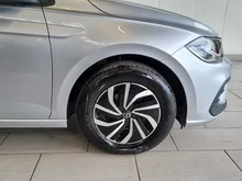 Thumbnail-Foto von Fahrzeug
