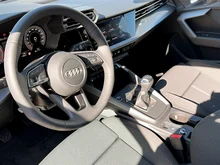 Audi A3 Sportback 30 TFSI in Mythosschwarz Metallic