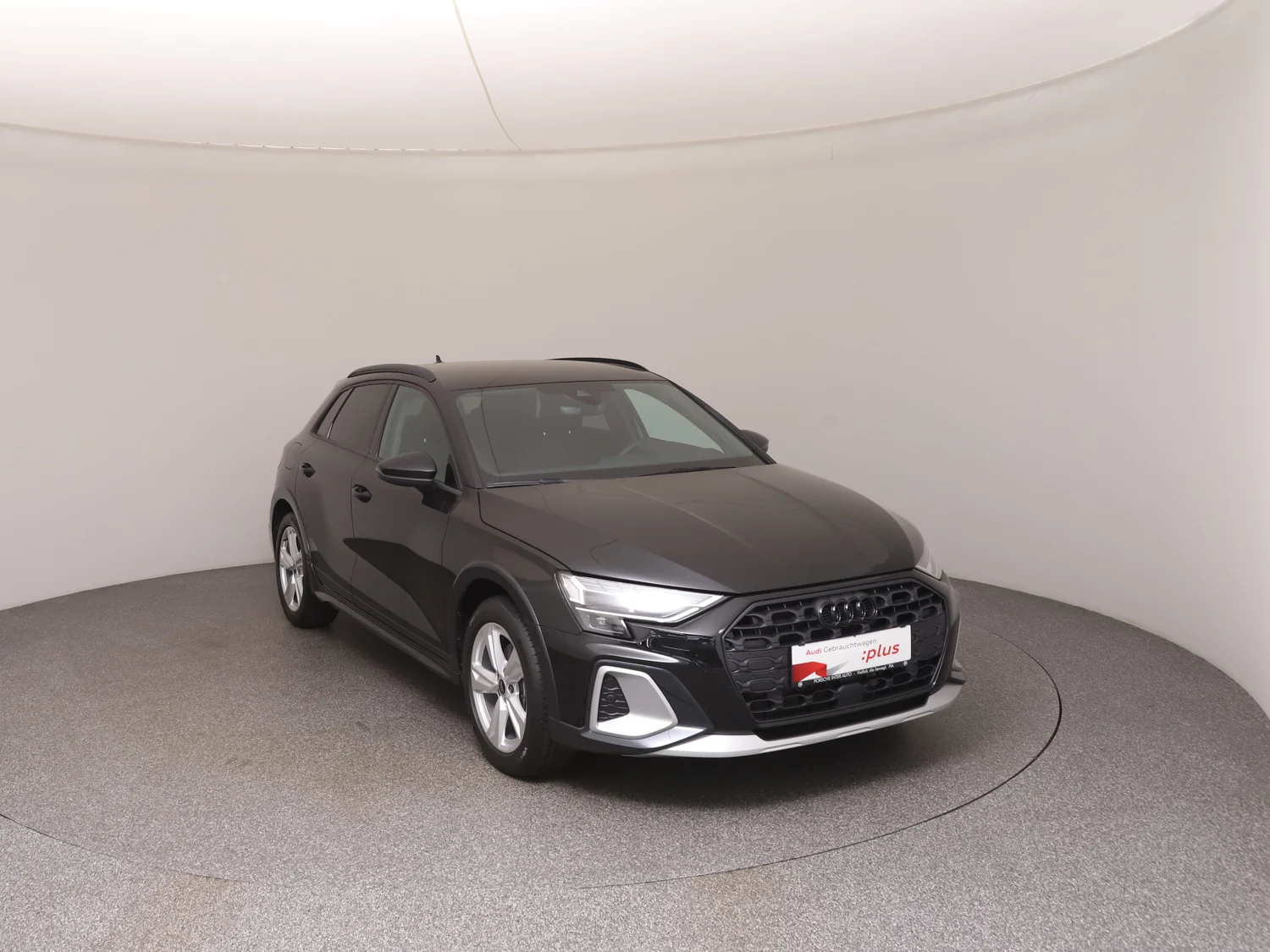 Bild eines Audi A3 allstreet 40 TFSI e